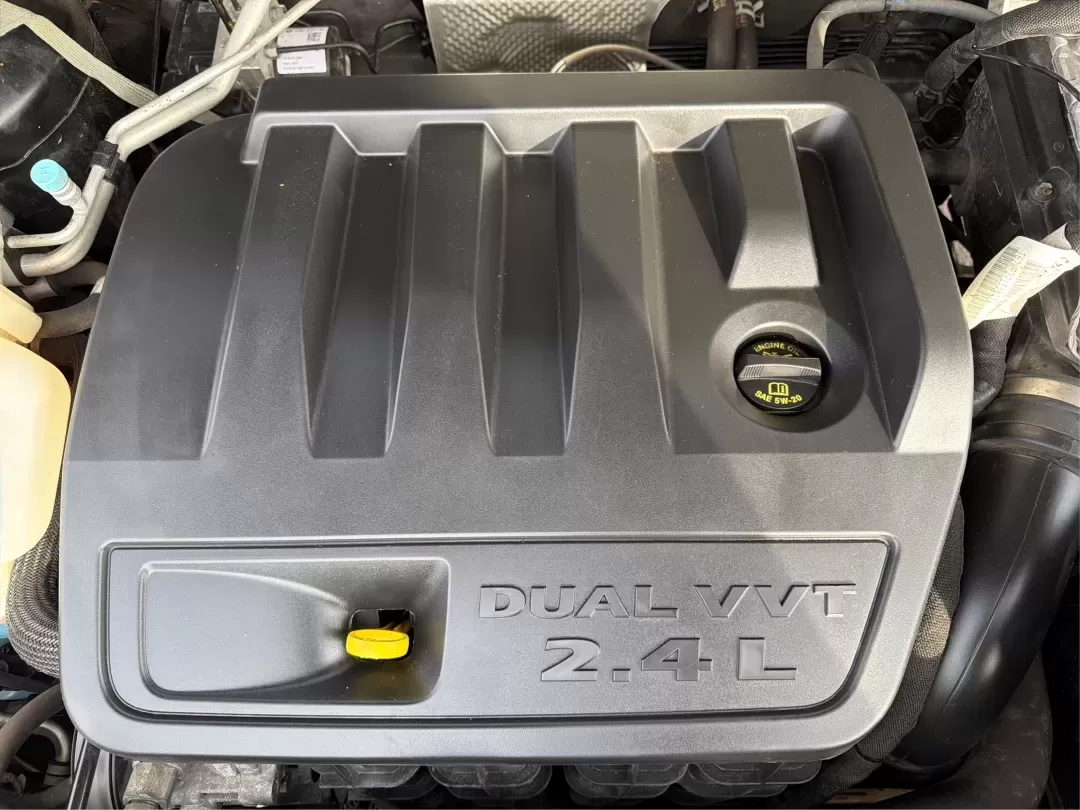 2016 Jeep Compass Sport (1C4NJDBB2GD) with an 2.4L I-4 DOHC engine, located at 1184 Kauffman Ave, Fairborn, OH, 45324, (937) 908-9800, 39.807072, -84.030914 - Discover the perfect blend of adventure and practicality with the 2016 Jeep Compass Sport, available now at Advantage Car and Credit in Fairborn, OH. This versatile SUV is designed for those who crave both weekend escapades and everyday functionality. Whether you're a growing family looking for a sp - Photo#11