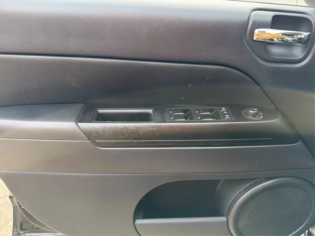 2016 Jeep Compass Sport (1C4NJDBB2GD) with an 2.4L I-4 DOHC engine, located at 1184 Kauffman Ave, Fairborn, OH, 45324, (937) 908-9800, 39.807072, -84.030914 - Discover the perfect blend of adventure and practicality with the 2016 Jeep Compass Sport, available now at Advantage Car and Credit in Fairborn, OH. This versatile SUV is designed for those who crave both weekend escapades and everyday functionality. Whether you're a growing family looking for a sp - Photo#17