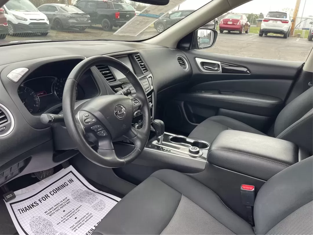 2019 Nissan Pathfinder SV (5N1DR2MMXKC) with an 3.5L V-6 gasoline direct injection engine, located at 1184 Kauffman Ave, Fairborn, OH, 45324, (937) 908-9800, 39.807072, -84.030914 - Unlock the adventure of your dreams with the 2019 Nissan Pathfinder SV, a versatile SUV that's perfect for growing families, weekend getaways, and long commutes alike. Imagine hitting the road with your loved ones, equipped with ample seating and storage, ready to explore the beautiful landscapes su - Photo#9