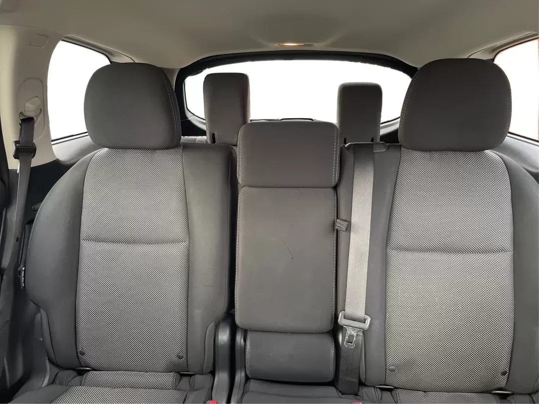 2019 Nissan Pathfinder SV (5N1DR2MMXKC) with an 3.5L V-6 gasoline direct injection engine, located at 1184 Kauffman Ave, Fairborn, OH, 45324, (937) 908-9800, 39.807072, -84.030914 - Unlock the adventure of your dreams with the 2019 Nissan Pathfinder SV, a versatile SUV that's perfect for growing families, weekend getaways, and long commutes alike. Imagine hitting the road with your loved ones, equipped with ample seating and storage, ready to explore the beautiful landscapes su - Photo#14