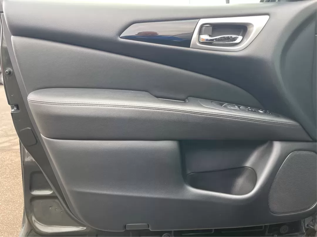 2019 Nissan Pathfinder SV (5N1DR2MMXKC) with an 3.5L V-6 gasoline direct injection engine, located at 1184 Kauffman Ave, Fairborn, OH, 45324, (937) 908-9800, 39.807072, -84.030914 - Unlock the adventure of your dreams with the 2019 Nissan Pathfinder SV, a versatile SUV that's perfect for growing families, weekend getaways, and long commutes alike. Imagine hitting the road with your loved ones, equipped with ample seating and storage, ready to explore the beautiful landscapes su - Photo#19