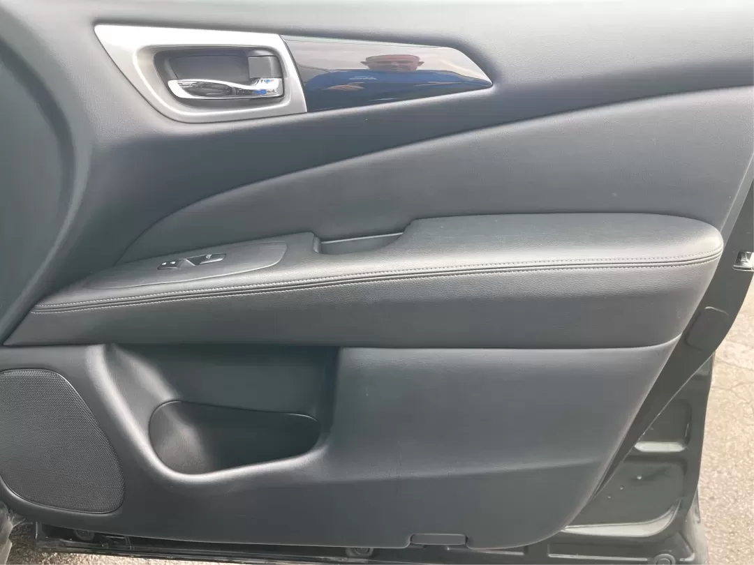 2019 Nissan Pathfinder SV (5N1DR2MMXKC) with an 3.5L V-6 gasoline direct injection engine, located at 1184 Kauffman Ave, Fairborn, OH, 45324, (937) 908-9800, 39.807072, -84.030914 - Unlock the adventure of your dreams with the 2019 Nissan Pathfinder SV, a versatile SUV that's perfect for growing families, weekend getaways, and long commutes alike. Imagine hitting the road with your loved ones, equipped with ample seating and storage, ready to explore the beautiful landscapes su - Photo#20