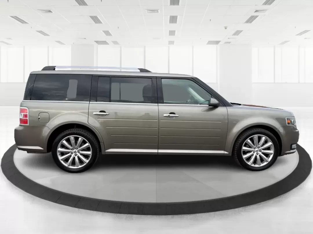 2014 Ford Flex Limited (2FMGK5D89EB) with an 3.5L V-6 DOHC engine, located at 4508 South Dixie Dr, Moraine, OH, 45439, (937) 908-9800, 39.689976, -84.218452 - Are you ready to upgrade your lifestyle with a reliable vehicle that accommodates both family adventures and daily commutes? Look no further than this stunning 2014 Ford Flex Limited, available now at Advantage Car and Credit in Moraine, OH. With its spacious interior, versatile cargo capacity, and - Photo#1