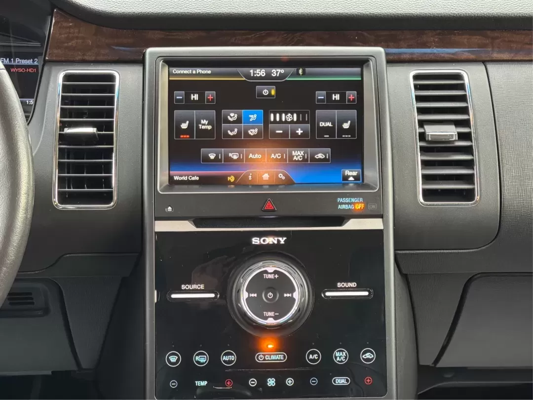 2014 Ford Flex Limited (2FMGK5D89EB) with an 3.5L V-6 DOHC engine, 6-Speed Automatic Overdrive transmission, located at 401 Woodman Dr, Riverside, OH, 45431, (937) 908-9800, 39.760899, -84.123421 - Are you ready to upgrade your lifestyle with a reliable vehicle that accommodates both family adventures and daily commutes? Look no further than this stunning 2014 Ford Flex Limited, available now at Advantage Car and Credit in Moraine, OH. With its spacious interior, versatile cargo capacity, and - Photo#13