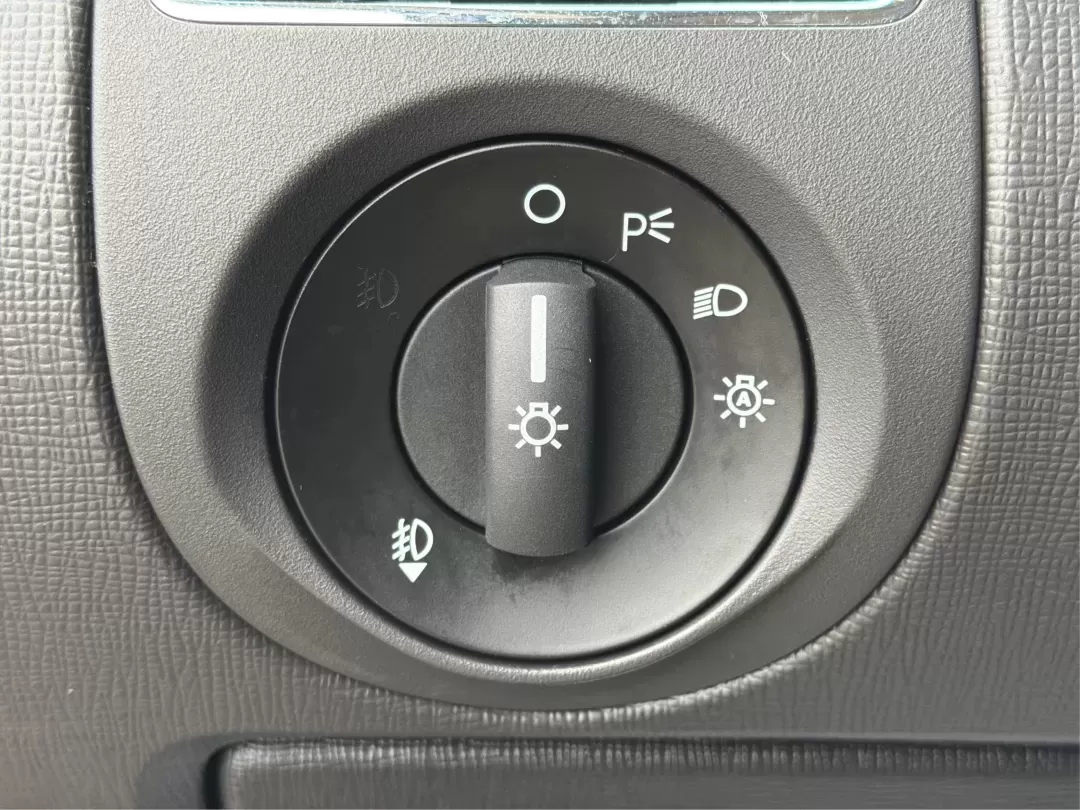 2014 Ford Flex Limited (2FMGK5D89EB) with an 3.5L V-6 DOHC engine, 6-Speed Automatic Overdrive transmission, located at 401 Woodman Dr, Riverside, OH, 45431, (937) 908-9800, 39.760899, -84.123421 - Are you ready to upgrade your lifestyle with a reliable vehicle that accommodates both family adventures and daily commutes? Look no further than this stunning 2014 Ford Flex Limited, available now at Advantage Car and Credit in Moraine, OH. With its spacious interior, versatile cargo capacity, and - Photo#17