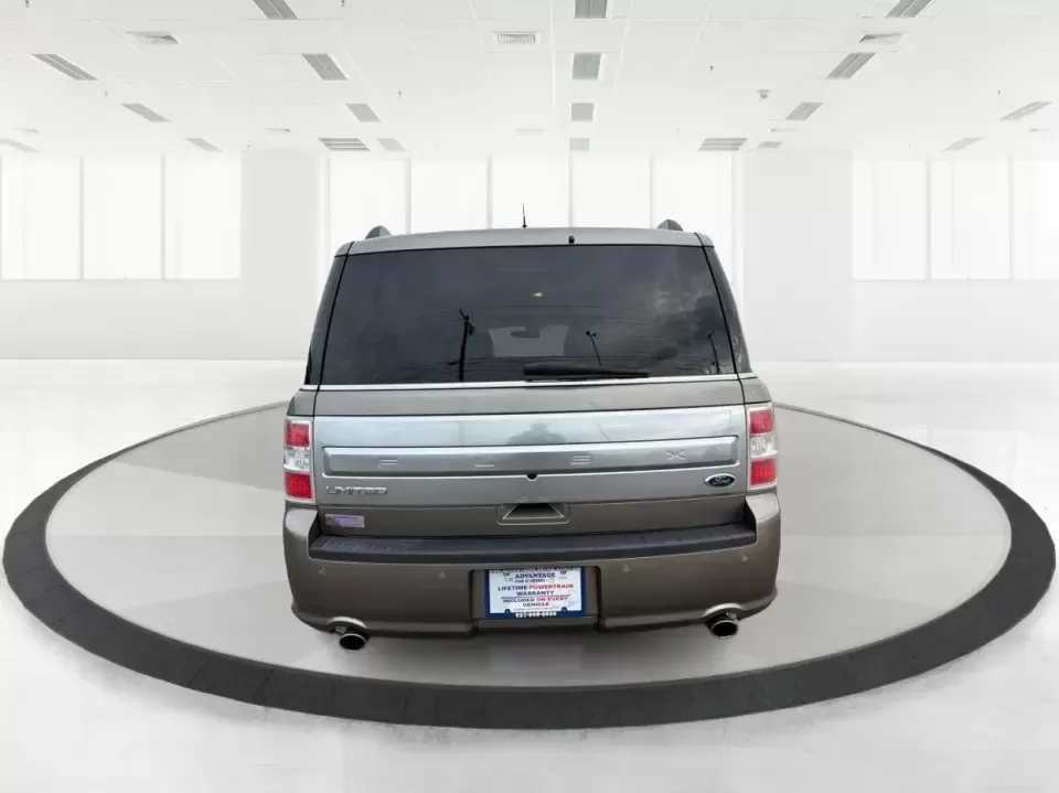 2014 Ford Flex Limited (2FMGK5D89EB) with an 3.5L V-6 DOHC engine, 6-Speed Automatic Overdrive transmission, located at 1184 Kauffman Ave, Fairborn, OH, 45324, (937) 908-9800, 39.807072, -84.030914 - Are you ready to upgrade your lifestyle with a reliable vehicle that accommodates both family adventures and daily commutes? Look no further than this stunning 2014 Ford Flex Limited, available now at Advantage Car and Credit in Moraine, OH. With its spacious interior, versatile cargo capacity, and - Photo#3