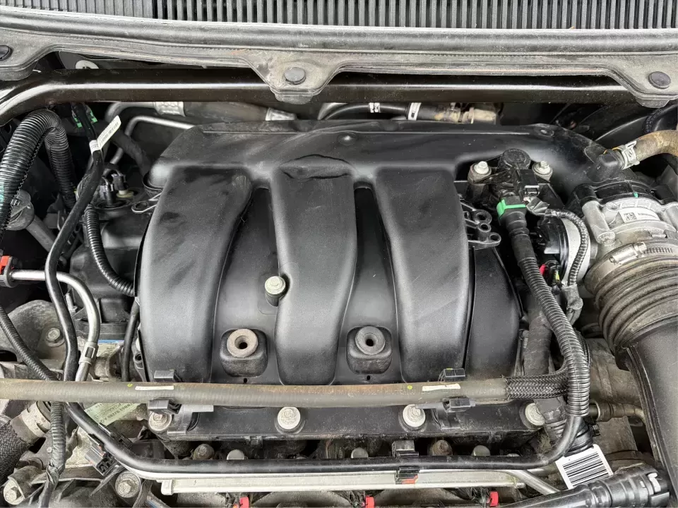 2014 Ford Flex Limited (2FMGK5D89EB) with an 3.5L V-6 DOHC engine, 6-Speed Automatic Overdrive transmission, located at 1184 Kauffman Ave, Fairborn, OH, 45324, (937) 908-9800, 39.807072, -84.030914 - Are you ready to upgrade your lifestyle with a reliable vehicle that accommodates both family adventures and daily commutes? Look no further than this stunning 2014 Ford Flex Limited, available now at Advantage Car and Credit in Moraine, OH. With its spacious interior, versatile cargo capacity, and - Photo#11