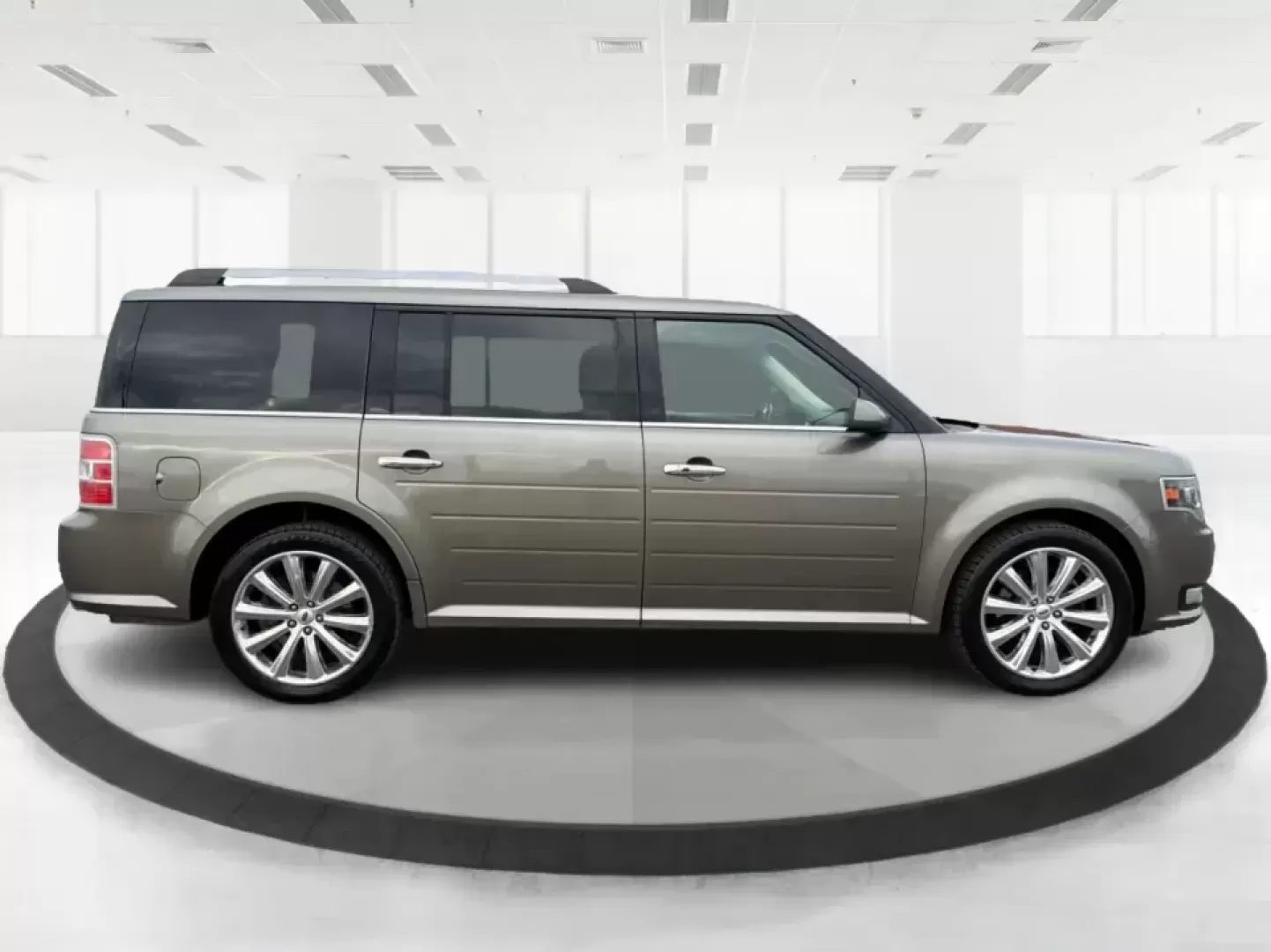 2014 Ford Flex Limited (2FMGK5D89EB) with an 3.5L V-6 DOHC engine, 6-Speed Automatic Overdrive transmission, located at 1230 East Main St, Xenia, OH, 45385, (937) 908-9800, 39.688026, -83.910172 - Are you ready to upgrade your lifestyle with a reliable vehicle that accommodates both family adventures and daily commutes? Look no further than this stunning 2014 Ford Flex Limited, available now at Advantage Car and Credit in Moraine, OH. With its spacious interior, versatile cargo capacity, and - Photo#1