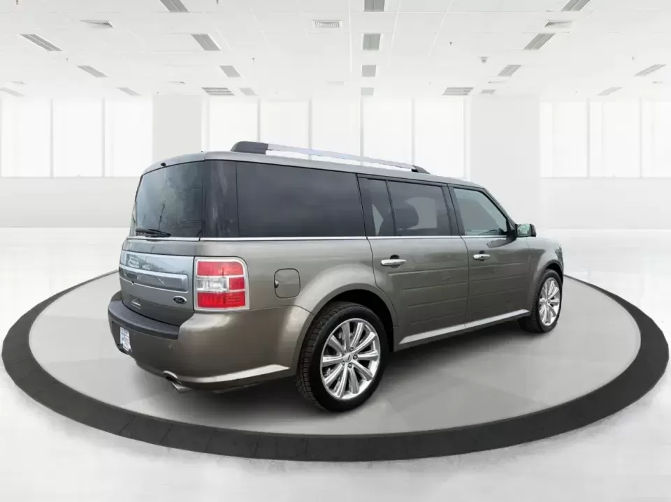 2014 Ford Flex Limited (2FMGK5D89EB) with an 3.5L V-6 DOHC engine, 6-Speed Automatic Overdrive transmission, located at 1230 East Main St, Xenia, OH, 45385, (937) 908-9800, 39.688026, -83.910172 - Are you ready to upgrade your lifestyle with a reliable vehicle that accommodates both family adventures and daily commutes? Look no further than this stunning 2014 Ford Flex Limited, available now at Advantage Car and Credit in Moraine, OH. With its spacious interior, versatile cargo capacity, and - Photo#2