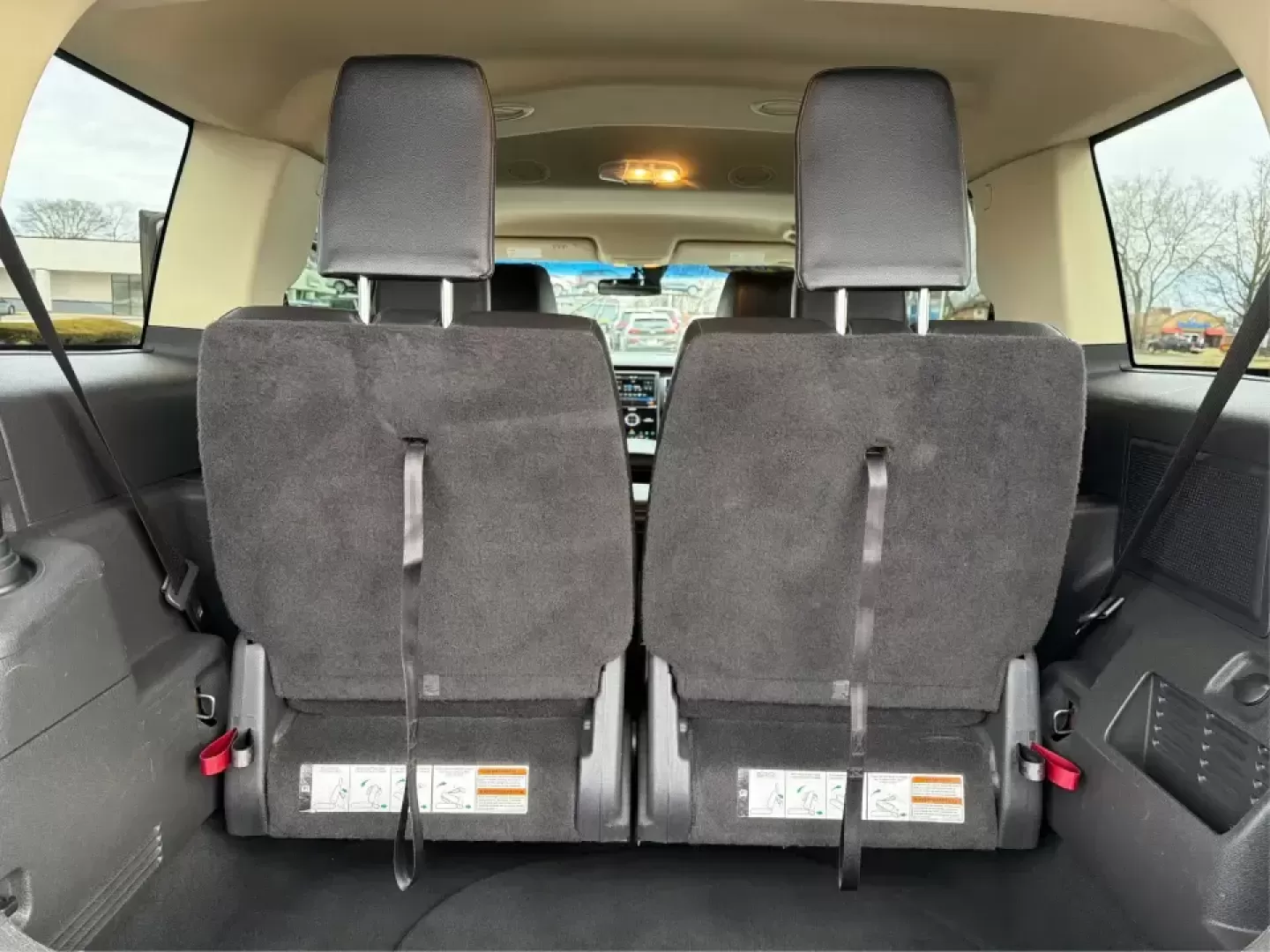 2014 Ford Flex Limited (2FMGK5D89EB) with an 3.5L V-6 DOHC engine, 6-Speed Automatic Overdrive transmission, located at 1230 East Main St, Xenia, OH, 45385, (937) 908-9800, 39.688026, -83.910172 - Are you ready to upgrade your lifestyle with a reliable vehicle that accommodates both family adventures and daily commutes? Look no further than this stunning 2014 Ford Flex Limited, available now at Advantage Car and Credit in Moraine, OH. With its spacious interior, versatile cargo capacity, and - Photo#12