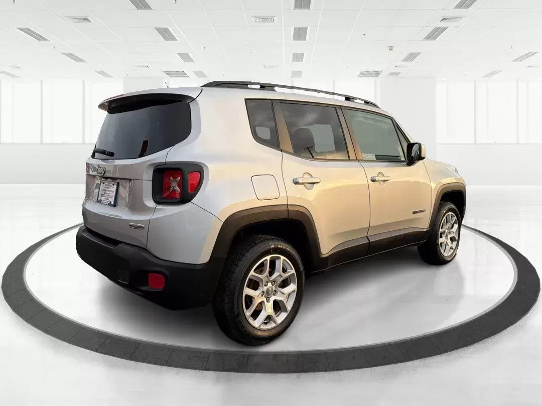 2017 Jeep Renegade Latitude 4x4 (ZACCJBBBXHP) with an Other engine, located at 4508 South Dixie Dr, Moraine, OH, 45439, (937) 908-9800, 39.689976, -84.218452 - **Adventure Awaits: Your 2017 Jeep Renegade Latitude 4x4 in Moraine, OH!**<br /> <br /> Are you ready to elevate your lifestyle and explore the open road? Whether you're a weekend warrior seeking new trails or a busy commuter navigating the urban landscape, our 2017 Jeep Renegade Latitude 4x4 is the - Photo#2