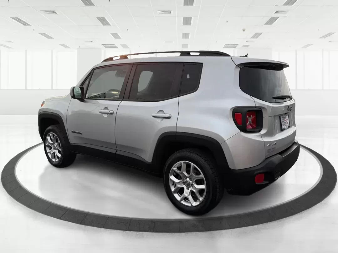 2017 Jeep Renegade Latitude 4x4 (ZACCJBBBXHP) with an Other engine, located at 4508 South Dixie Dr, Moraine, OH, 45439, (937) 908-9800, 39.689976, -84.218452 - **Adventure Awaits: Your 2017 Jeep Renegade Latitude 4x4 in Moraine, OH!**<br /> <br /> Are you ready to elevate your lifestyle and explore the open road? Whether you're a weekend warrior seeking new trails or a busy commuter navigating the urban landscape, our 2017 Jeep Renegade Latitude 4x4 is the - Photo#4