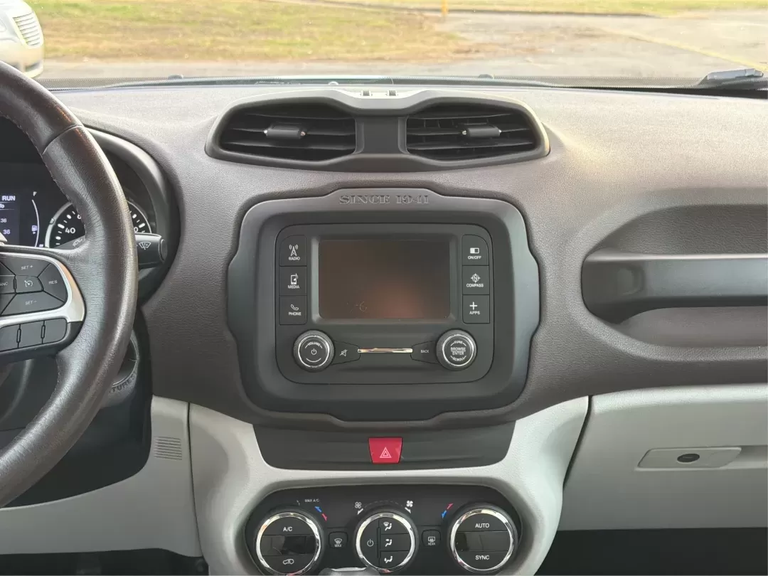 2017 Jeep Renegade Latitude 4x4 (ZACCJBBBXHP) with an Other engine, located at 4508 South Dixie Dr, Moraine, OH, 45439, (937) 908-9800, 39.689976, -84.218452 - **Adventure Awaits: Your 2017 Jeep Renegade Latitude 4x4 in Moraine, OH!**<br /> <br /> Are you ready to elevate your lifestyle and explore the open road? Whether you're a weekend warrior seeking new trails or a busy commuter navigating the urban landscape, our 2017 Jeep Renegade Latitude 4x4 is the - Photo#12