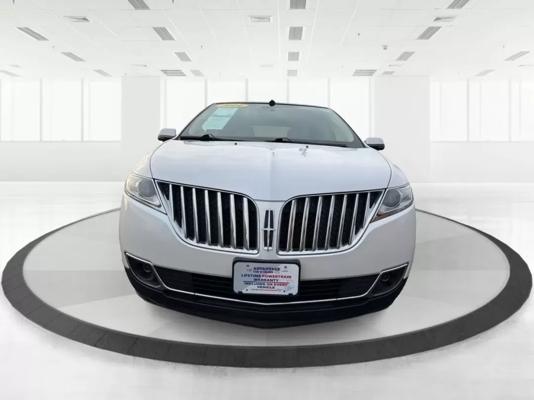2014 Lincoln MKX Base (2LMDJ8JK2EB) with an Other engine, located at 4508 South Dixie Dr, Moraine, OH, 45439, (937) 908-9800, 39.689976, -84.218452 - **Unleash Your Adventures with This 2014 Lincoln MKX at Advantage Car and Credit - Moraine!**<br /> <br /> Are you ready to elevate your driving experience? Whether you're commuting through the bustling roads of Moraine or embarking on weekend getaways to nearby attractions like the beautiful Dayton - Photo#7