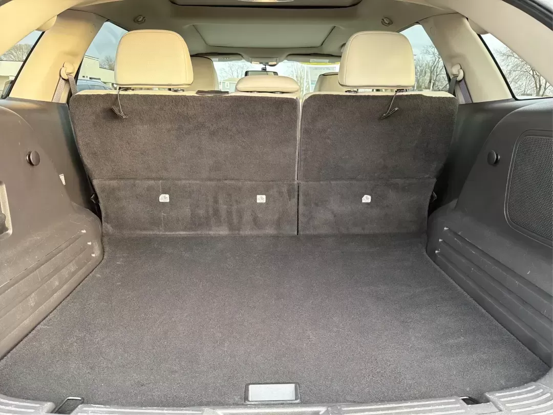 2014 Lincoln MKX Base (2LMDJ8JK2EB) with an 3.7L V6 DOHC 24V engine, 6-Speed Automatic transmission, located at 1951 S Dayton Lakeview Rd., New Carlisle, OH, 45344, (937) 908-9800, 39.890999, -84.050255 - **Unleash Your Adventures with This 2014 Lincoln MKX at Advantage Car and Credit - Moraine!**<br /> <br /> Are you ready to elevate your driving experience? Whether you're commuting through the bustling roads of Moraine or embarking on weekend getaways to nearby attractions like the beautiful Dayton - Photo#12