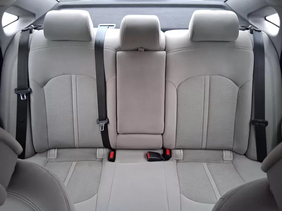 2017 Hyundai Sonata SE (5NPE24AF5HH) with an 2.4L I-4 gasoline direct injection engine, located at 1951 S Dayton Lakeview Rd., New Carlisle, OH, 45344, (937) 908-9800, 39.890999, -84.050255 - 2017 Hyundai Sonata SE - Photo#14