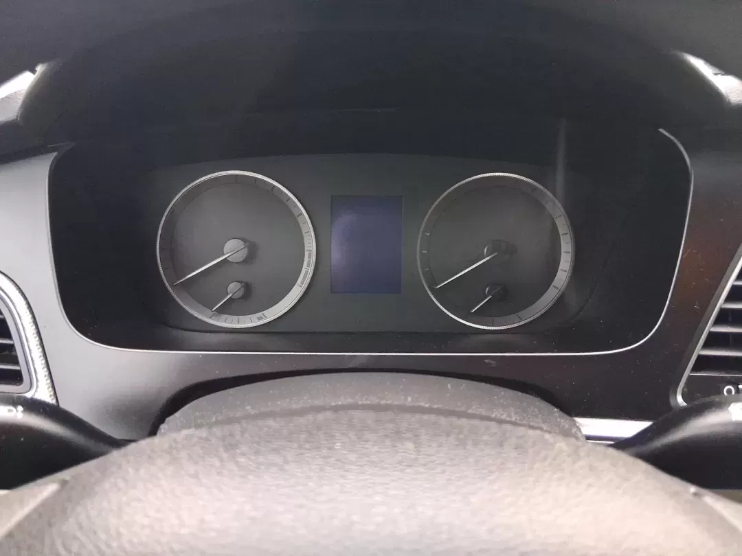 2017 Hyundai Sonata SE (5NPE24AF5HH) with an 2.4L I-4 gasoline direct injection engine, located at 1951 S Dayton Lakeview Rd., New Carlisle, OH, 45344, (937) 908-9800, 39.890999, -84.050255 - 2017 Hyundai Sonata SE - Photo#15