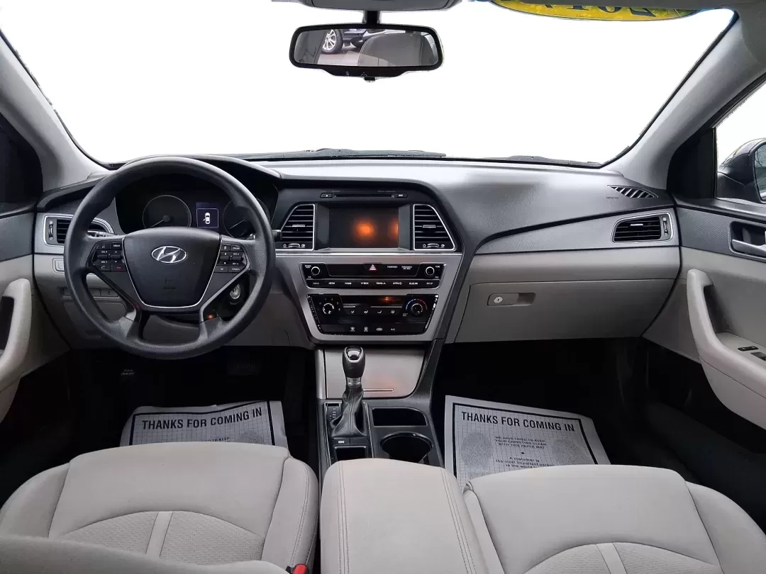 2017 Hyundai Sonata SE (5NPE24AF5HH) with an 2.4L I-4 gasoline direct injection engine, located at 1951 S Dayton Lakeview Rd., New Carlisle, OH, 45344, (937) 908-9800, 39.890999, -84.050255 - 2017 Hyundai Sonata SE - Photo#19