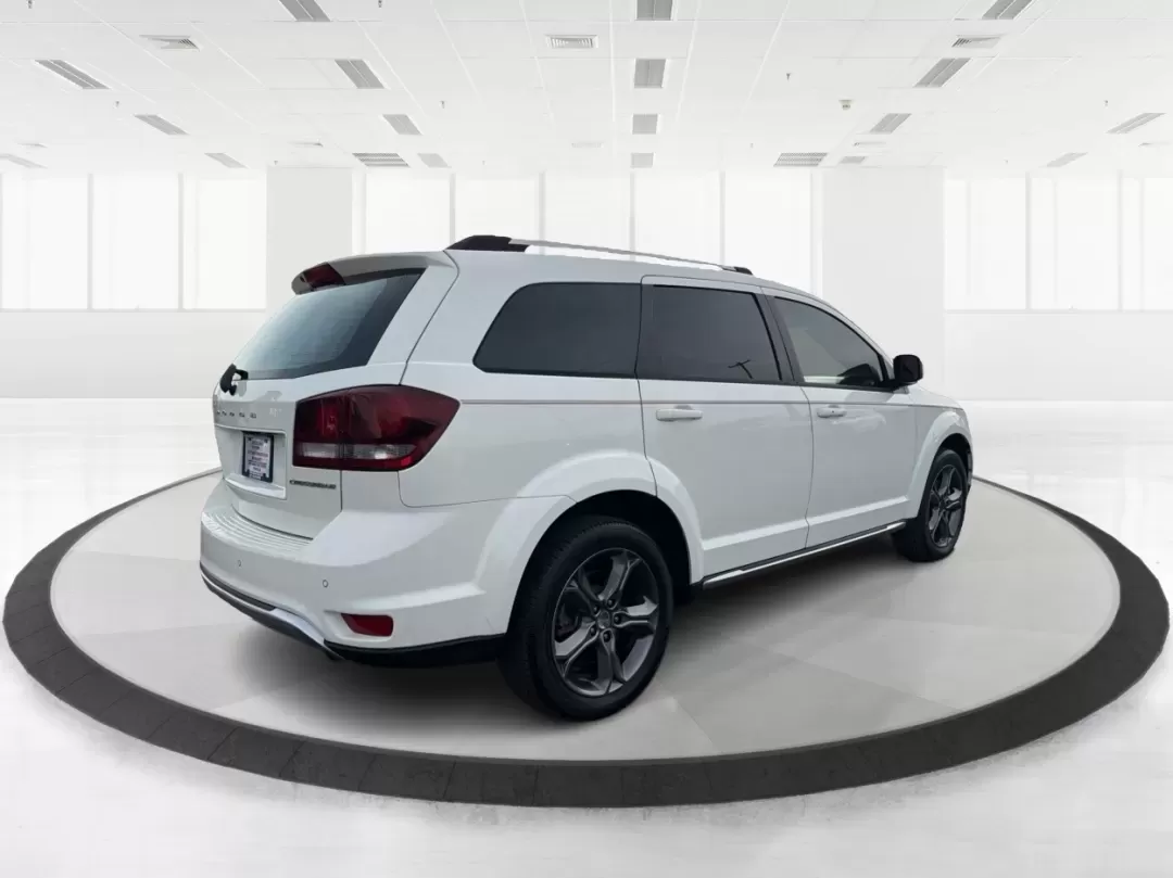 2018 Dodge Journey Crossroad FWD (3C4PDCGBXJT) with an 2.4L L4 DOHC 16V engine, 4-Speed Automatic transmission, located at 1951 S Dayton Lakeview Rd., New Carlisle, OH, 45344, (937) 908-9800, 39.890999, -84.050255 - 2018 Dodge Journey Crossroad FWD - Photo#2