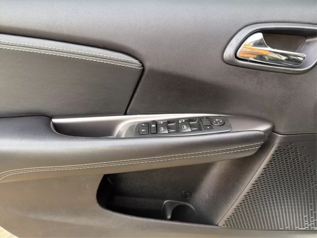 2018 Dodge Journey Crossroad FWD (3C4PDCGBXJT) with an 2.4L L4 DOHC 16V engine, 4-Speed Automatic transmission, located at 1951 S Dayton Lakeview Rd., New Carlisle, OH, 45344, (937) 908-9800, 39.890999, -84.050255 - 2018 Dodge Journey Crossroad FWD - Photo#19