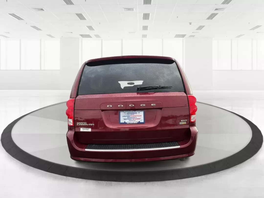 2017 Dodge Grand Caravan SXT (2C4RDGCG2HR) with an Pentastar 3.6L V-6 DOHC engine, located at 1951 S Dayton Lakeview Rd., New Carlisle, OH, 45344, (937) 908-9800, 39.890999, -84.050255 - 2017 Dodge Grand Caravan SXT - Photo#3