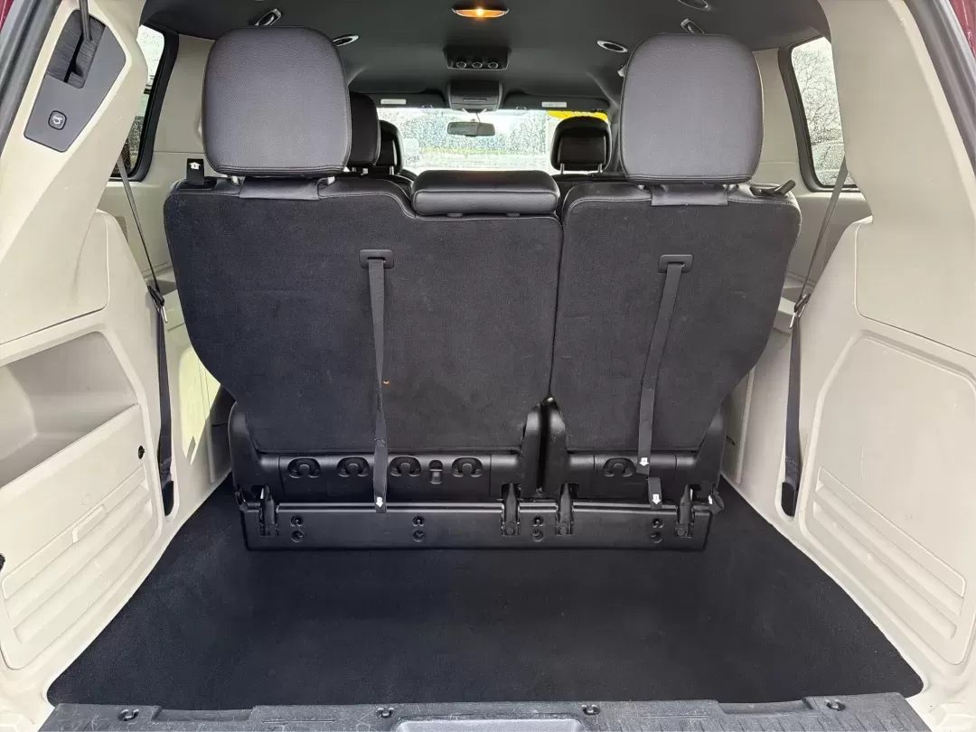 2017 Dodge Grand Caravan SXT (2C4RDGCG2HR) with an Pentastar 3.6L V-6 DOHC engine, located at 1951 S Dayton Lakeview Rd., New Carlisle, OH, 45344, (937) 908-9800, 39.890999, -84.050255 - 2017 Dodge Grand Caravan SXT - Photo#12