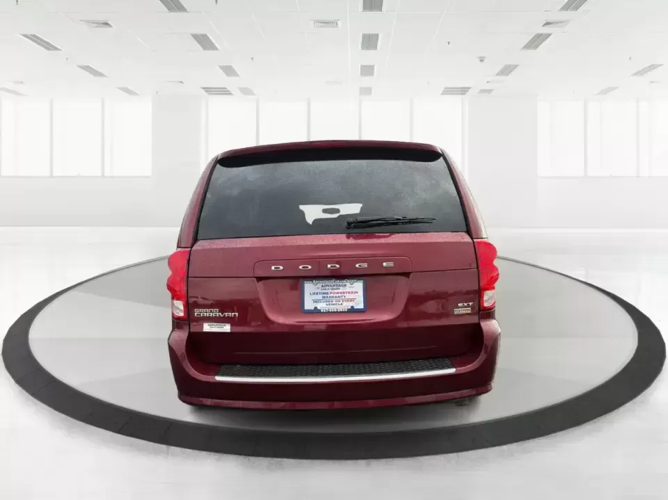 2017 Dodge Grand Caravan (2C4RDGCG2HR) with an Pentastar 3.6L V-6 DOHC engine, located at 8750 N County Rd 25A, Piqua, OH, 45356, (937) 908-9800, 40.164391, -84.232513 - Are you ready to elevate your family adventures or daily commutes with a vehicle that combines space, comfort, and reliability? Look no further than the 2017 Dodge Grand Caravan SXT, now available at Advantage Car and Credit in New Carlisle, OH. This versatile passenger van is perfect for growing fa - Photo#3