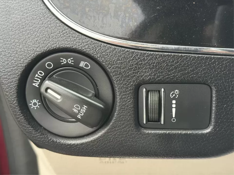 2017 Dodge Grand Caravan SXT (2C4RDGCG2HR) with an Pentastar 3.6L V-6 DOHC engine, 6A transmission, located at 1184 Kauffman Ave, Fairborn, OH, 45324, (937) 908-9800, 39.807072, -84.030914 - Are you ready to elevate your family adventures or daily commutes with a vehicle that combines space, comfort, and reliability? Look no further than the 2017 Dodge Grand Caravan SXT, now available at Advantage Car and Credit in New Carlisle, OH. This versatile passenger van is perfect for growing fa - Photo#17