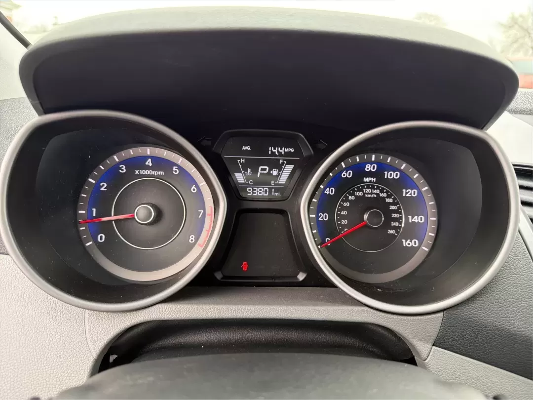 2016 Hyundai Elantra SE (KMHDH4AE9GU) with an Nu 1.8L I-4 DOHC engine, located at 1951 S Dayton Lakeview Rd., New Carlisle, OH, 45344, (937) 908-9800, 39.890999, -84.050255 - 2016 Hyundai Elantra SE - Photo#14