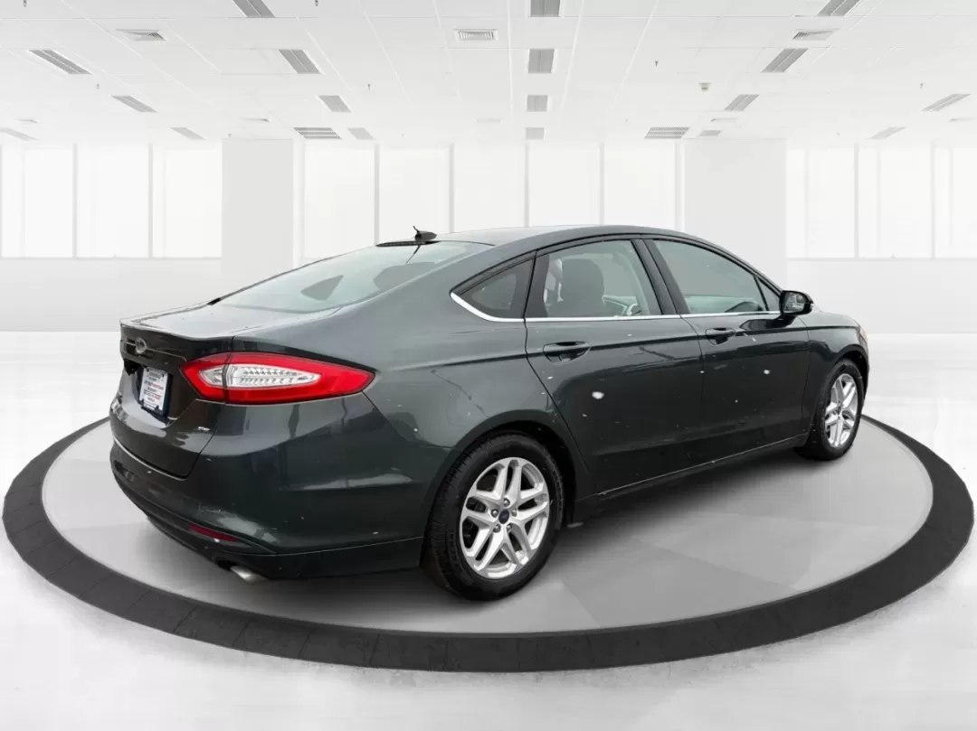 2015 Ford Fusion SE (3FA6P0H70FR) with an Other engine, located at 1951 S Dayton Lakeview Rd., New Carlisle, OH, 45344, (937) 908-9800, 39.890999, -84.050255 - 2015 Ford Fusion SE - Photo#2