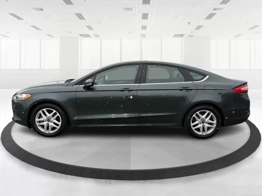 2015 Ford Fusion SE (3FA6P0H70FR) with an Other engine, located at 1951 S Dayton Lakeview Rd., New Carlisle, OH, 45344, (937) 908-9800, 39.890999, -84.050255 - 2015 Ford Fusion SE - Photo#5