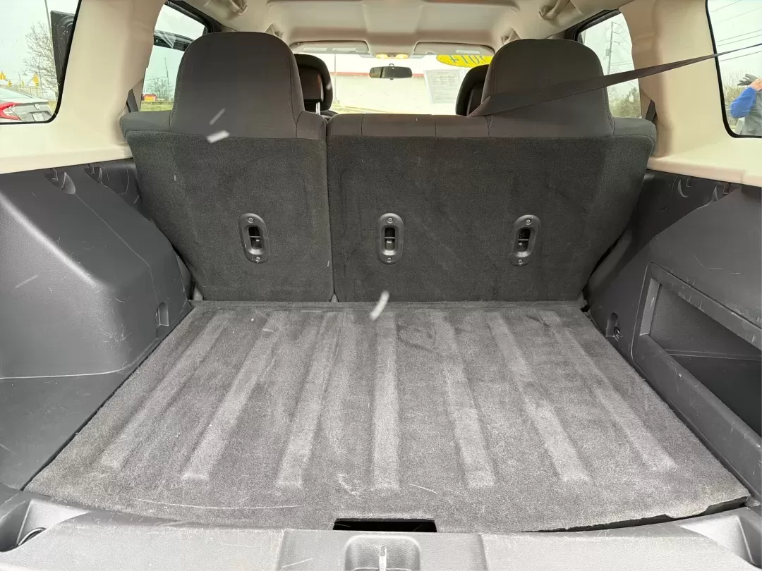 2014 Jeep Patriot Latitude (1C4NJRFB0ED) with an 2.4L I-4 DOHC engine, located at 1099 N County Rd 25A , Troy, OH, 45373, (937) 908-9800, 40.057079, -84.212883 - One Owner - Photo#12