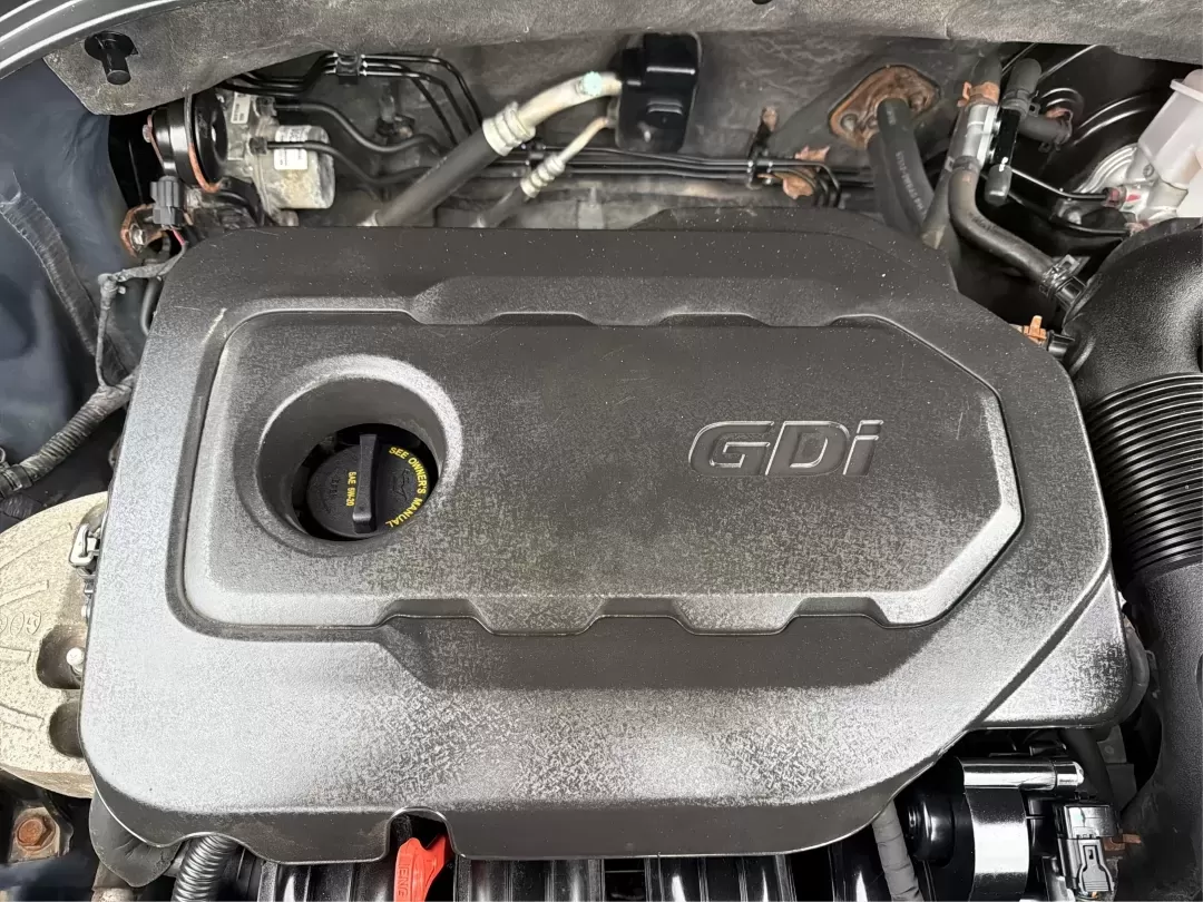 2017 Hyundai Santa Fe 2.4L (5XYZTDLB6HG) with an Theta II 2.4L I-4 gasoline direct injection engine, located at 1099 N County Rd 25A , Troy, OH, 45373, (937) 908-9800, 40.057079, -84.212883 - 2017 Hyundai Santa Fe 2.4L - Photo#11