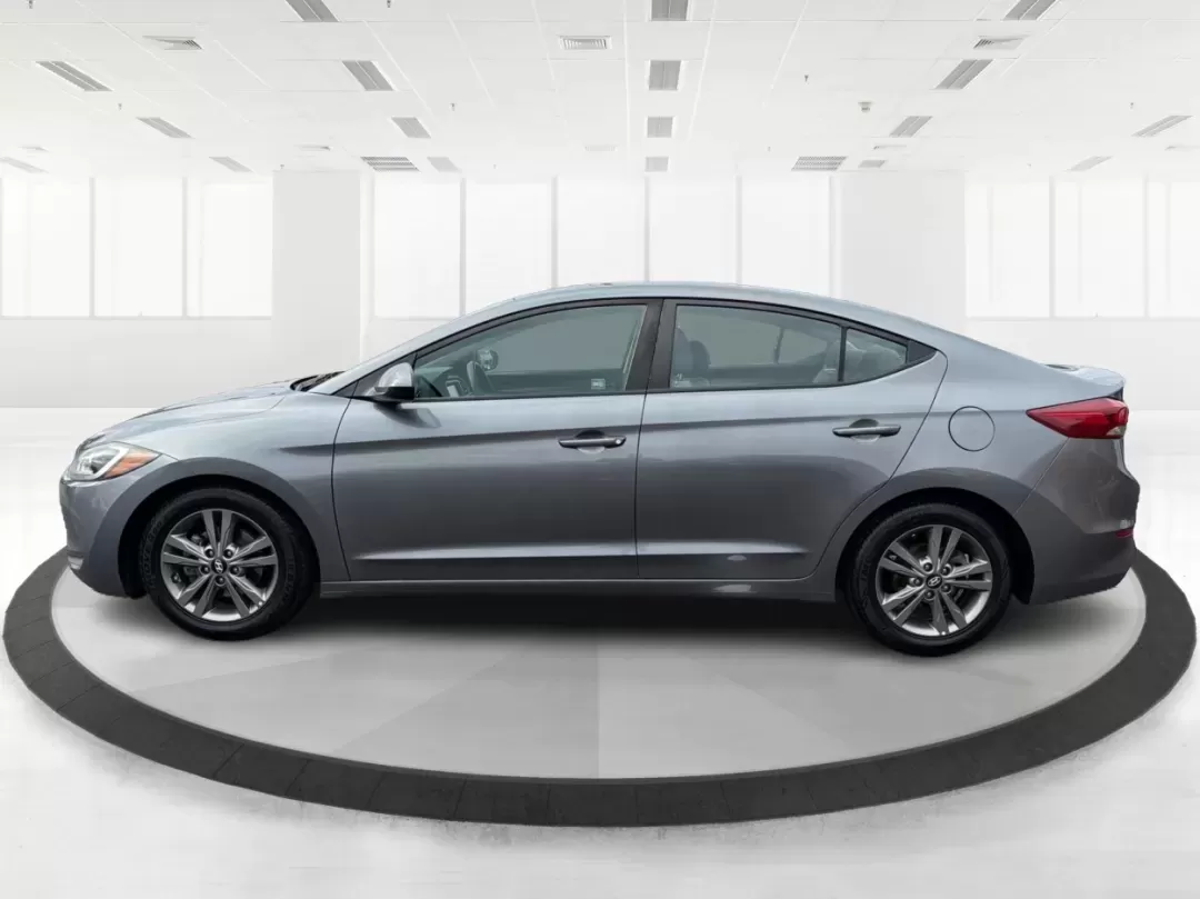 2018 Hyundai Elantra SEL (5NPD84LF2JH) with an Nu 2L I-4 DOHC engine, located at 1099 N County Rd 25A , Troy, OH, 45373, (937) 908-9800, 40.057079, -84.212883 - 2018 Hyundai Elantra SEL - Photo#5