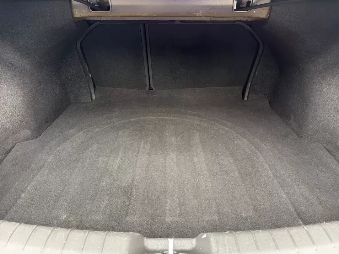 2018 Hyundai Elantra SEL (5NPD84LF2JH) with an Nu 2L I-4 DOHC engine, located at 1099 N County Rd 25A , Troy, OH, 45373, (937) 908-9800, 40.057079, -84.212883 - 2018 Hyundai Elantra SEL - Photo#12