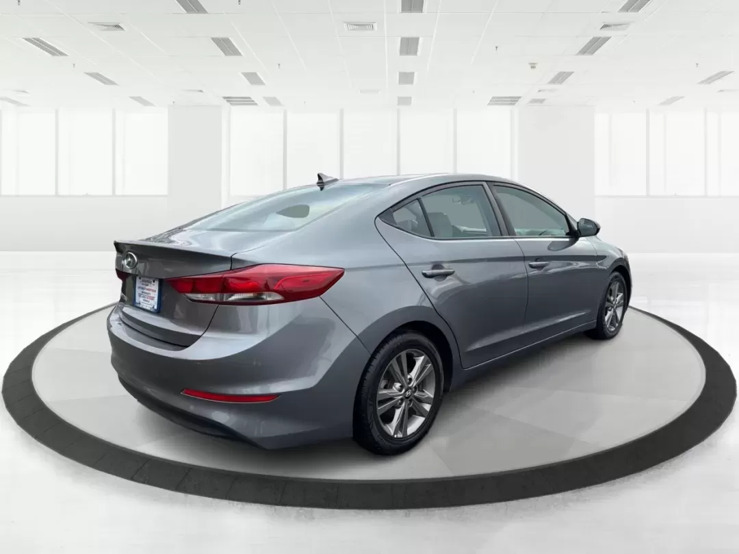 2018 Hyundai Elantra SEL (5NPD84LF2JH) with an Nu 2L I-4 DOHC engine, 6A transmission, located at 4508 South Dixie Dr, Moraine, OH, 45439, (937) 908-9800, 39.689976, -84.218452 - **Discover Your Next Adventure with the 2018 Hyundai Elantra SEL at Advantage Car and Credit - Troy**<br /> <br /> Are you in search of a reliable and stylish sedan for your daily commute, family outings, or weekend getaways? Look no further than the 2018 Hyundai Elantra SEL, available now at Advant - Photo#2