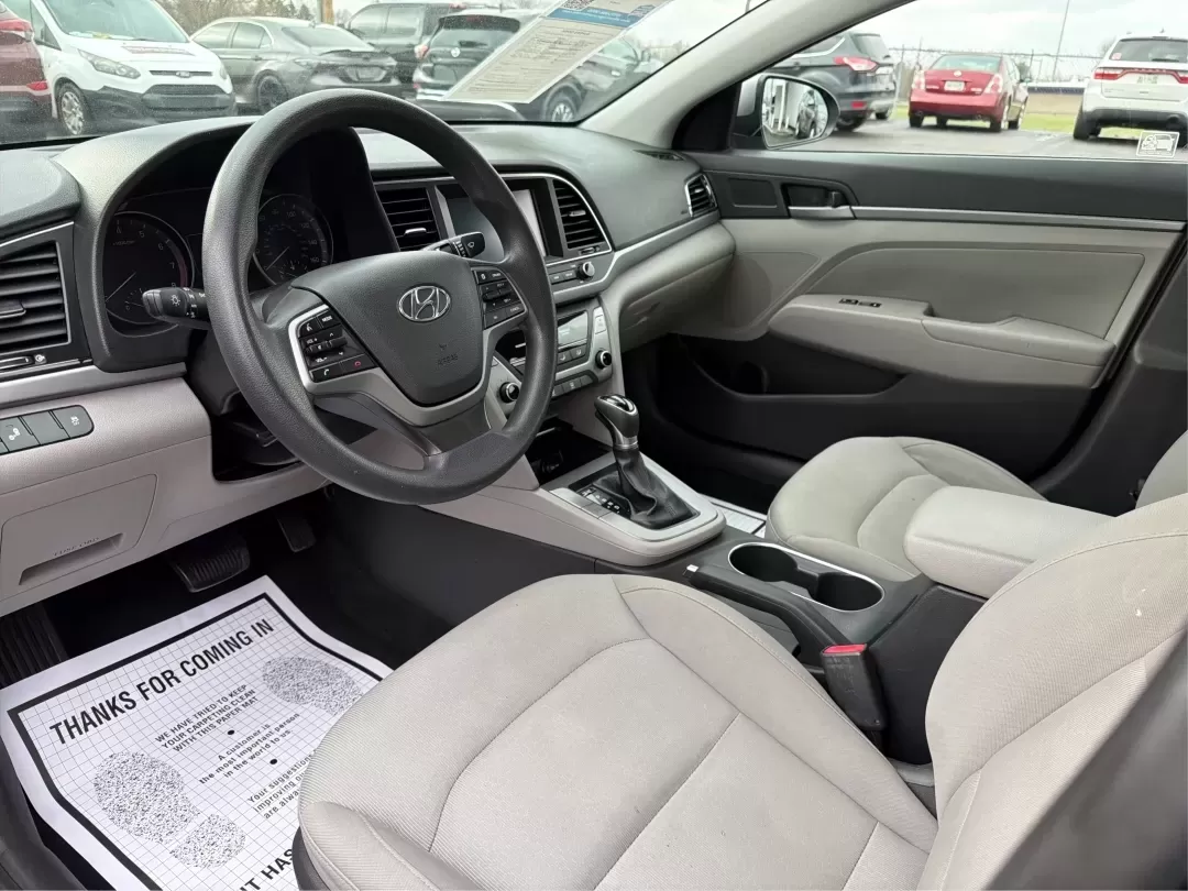 2018 Hyundai Elantra SEL (5NPD84LF2JH) with an Nu 2L I-4 DOHC engine, 6A transmission, located at 4508 South Dixie Dr, Moraine, OH, 45439, (937) 908-9800, 39.689976, -84.218452 - **Discover Your Next Adventure with the 2018 Hyundai Elantra SEL at Advantage Car and Credit - Troy**<br /> <br /> Are you in search of a reliable and stylish sedan for your daily commute, family outings, or weekend getaways? Look no further than the 2018 Hyundai Elantra SEL, available now at Advant - Photo#9