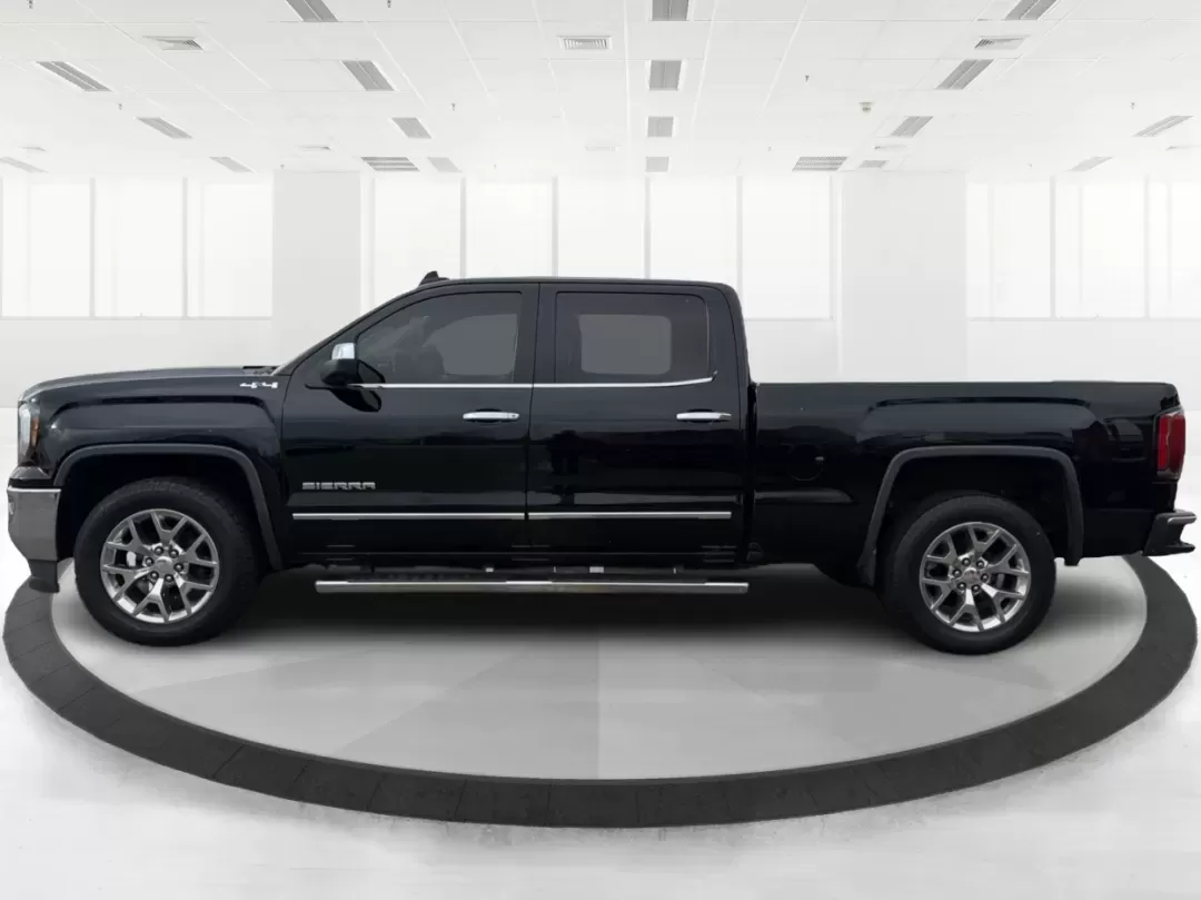 2017 GMC Sierra 1500 SLT (3GTU2NEC8HG) with an EcoTec3 6.2L V-8 gasoline direct injection engine, located at 880 E. National Road, Vandalia, OH, 45377, (937) 908-9800, 39.891918, -84.183594 - 2017 GMC Sierra 1500 SLT - Photo#5
