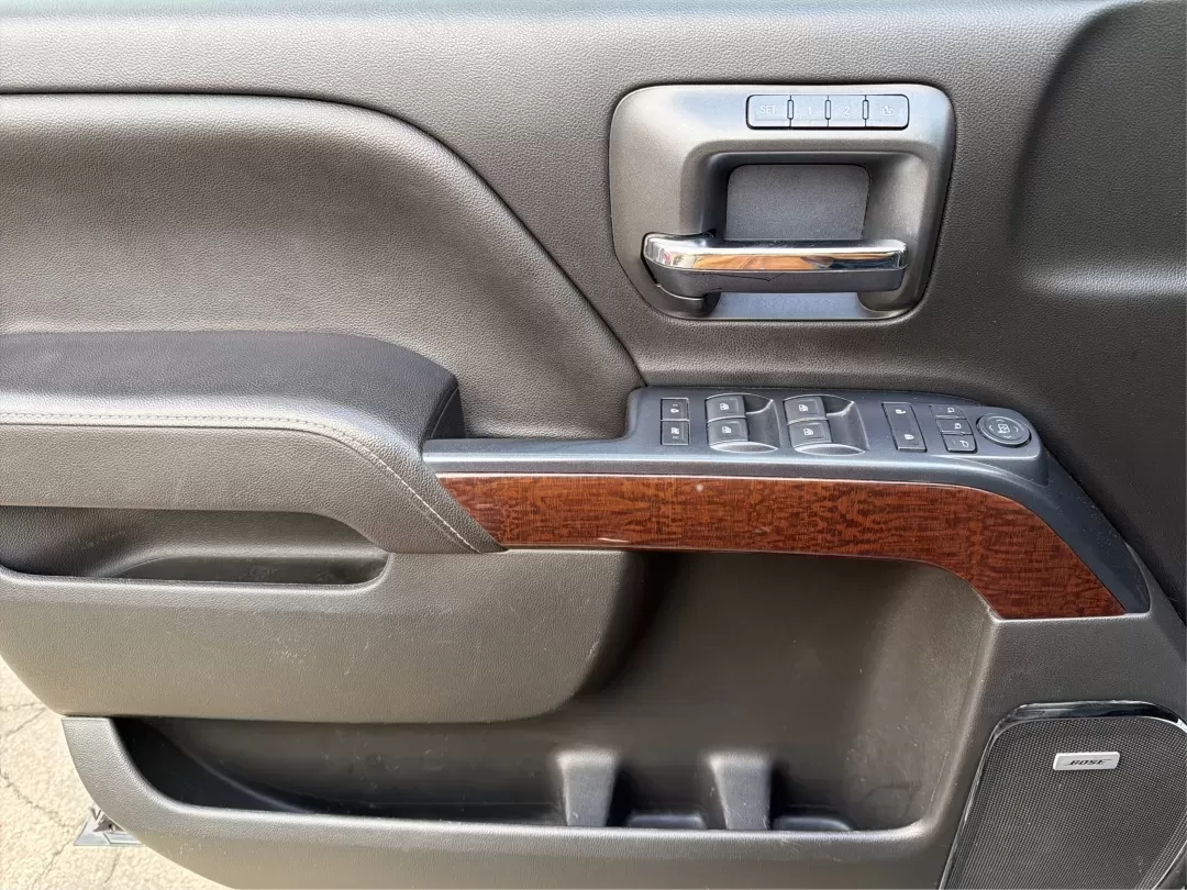 2017 GMC Sierra 1500 SLT (3GTU2NEC8HG) with an EcoTec3 6.2L V-8 gasoline direct injection engine, located at 880 E. National Road, Vandalia, OH, 45377, (937) 908-9800, 39.891918, -84.183594 - 2017 GMC Sierra 1500 SLT - Photo#17