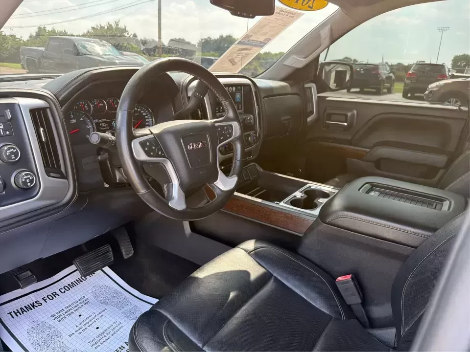 2017 GMC Sierra SLT (3GTU2NEC8HG) with an 5.3L V8 engine, 8-speed automatic transmission, located at 8750 N County Rd 25A, Piqua, OH, 45356, (937) 908-9800, 40.164391, -84.232513 - Need a truck that can handle weekday work, weekend lake runs, and Ohio winters without feeling like you're sacrificing comfort? This 2017 GMC Sierra 1500 SLT 4WD is built for real life in and around Piqua-whether you're towing on Friday, loading up the crew for a Saturday project, or heading up I75- Photo#9