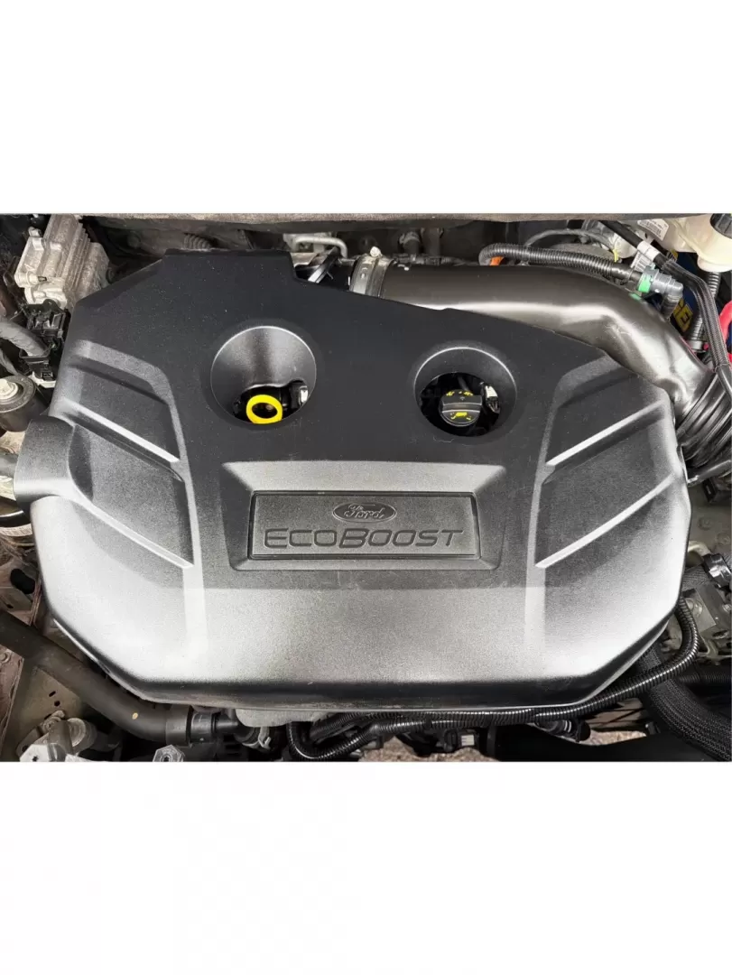 2017 Ford Edge Titanium (2FMPK4K93HB) with an 2.0L L4 DOHC 16V engine, 6A transmission, located at 880 E. National Road, Vandalia, OH, 45377, (937) 908-9800, 39.891918, -84.183594 - **Discover the Perfect Family SUV: 2017 Ford Edge Titanium at Advantage Car and Credit - Vandalia!** <br /> <br /> Are you ready to elevate your family adventures or daily commutes? The 2017 Ford Edge Titanium is the SUV that seamlessly combines style, comfort, and capability, making it a fantastic - Photo#11