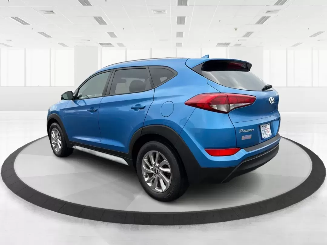 2017 Hyundai Tucson SE Plus (KM8J3CA49HU) with an Nu 2L I-4 gasoline direct injection engine, located at 1230 East Main St, Xenia, OH, 45385, (937) 908-9800, 39.688026, -83.910172 - **Explore New Horizons with the 2017 Hyundai Tucson SE Plus! Perfect for Family Adventures and Daily Commuting!**<br /> <br /> Are you ready to elevate your driving experience? The 2017 Hyundai Tucson SE Plus is not just a vehicle; it's a gateway to endless adventures and family outings. Whether you - Photo#4