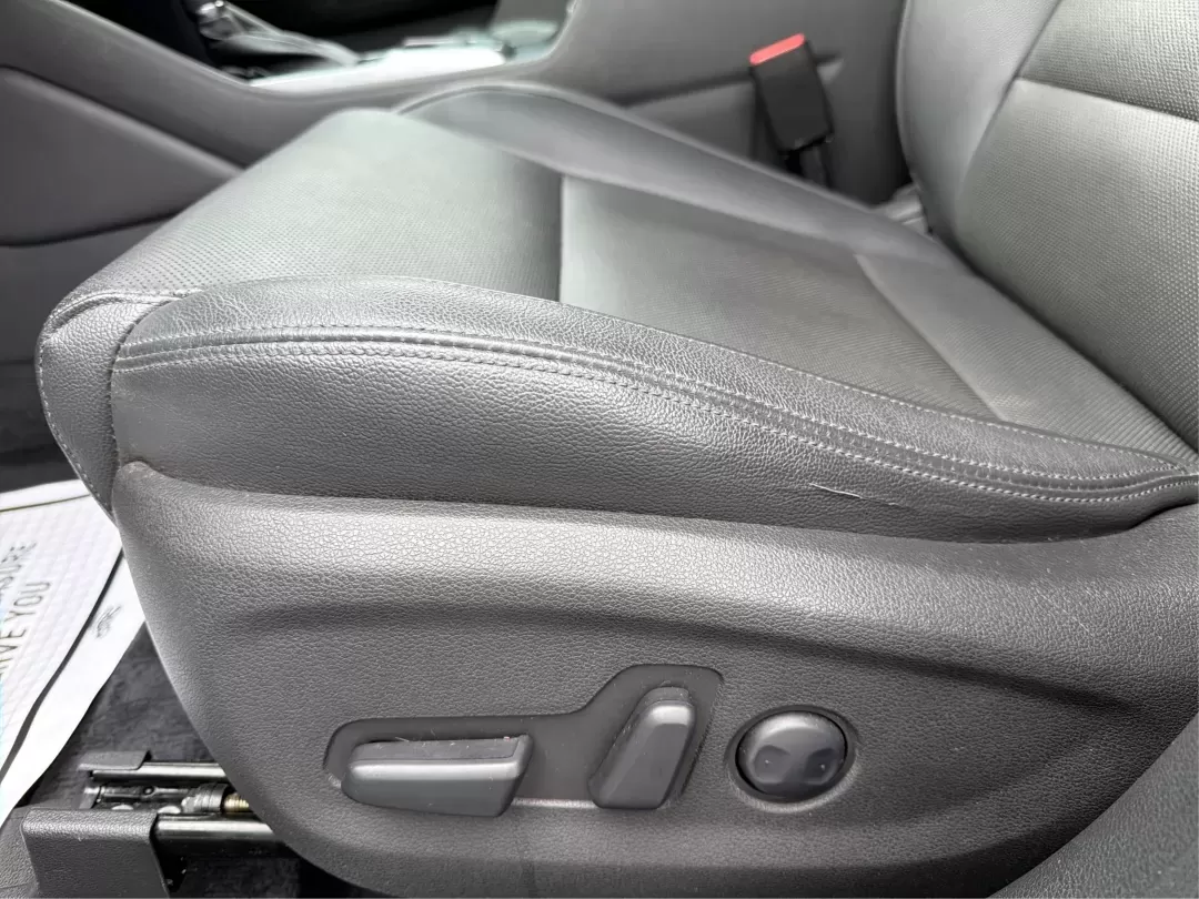 2017 Hyundai Tucson SE Plus (KM8J3CA49HU) with an Nu 2L I-4 gasoline direct injection engine, located at 1230 East Main St, Xenia, OH, 45385, (937) 908-9800, 39.688026, -83.910172 - **Explore New Horizons with the 2017 Hyundai Tucson SE Plus! Perfect for Family Adventures and Daily Commuting!**<br /> <br /> Are you ready to elevate your driving experience? The 2017 Hyundai Tucson SE Plus is not just a vehicle; it's a gateway to endless adventures and family outings. Whether you - Photo#17