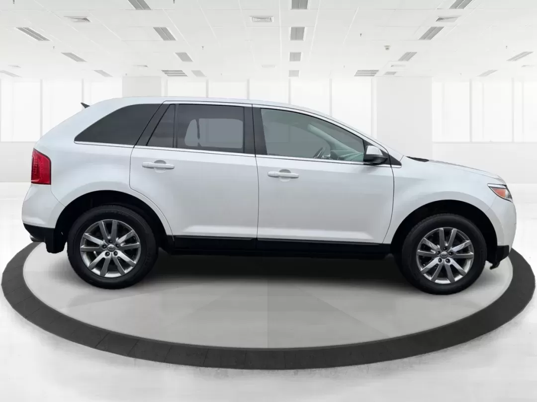 2014 Ford Edge Limited (2FMDK4KC6EB) with an 3.5L V-6 DOHC engine, located at 8750 N County Rd 25A, Piqua, OH, 45356, (937) 908-9800, 40.164391, -84.232513 - **Discover Your Next Adventure with the 2014 Ford Edge Limited at Advantage Car and Credit - Piqua!**<br /> <br /> Are you ready to elevate your driving experience? Whether you're a growing family seeking a spacious ride, a commuter looking for comfort and reliability, or an adventurer eager to tack - Photo#1