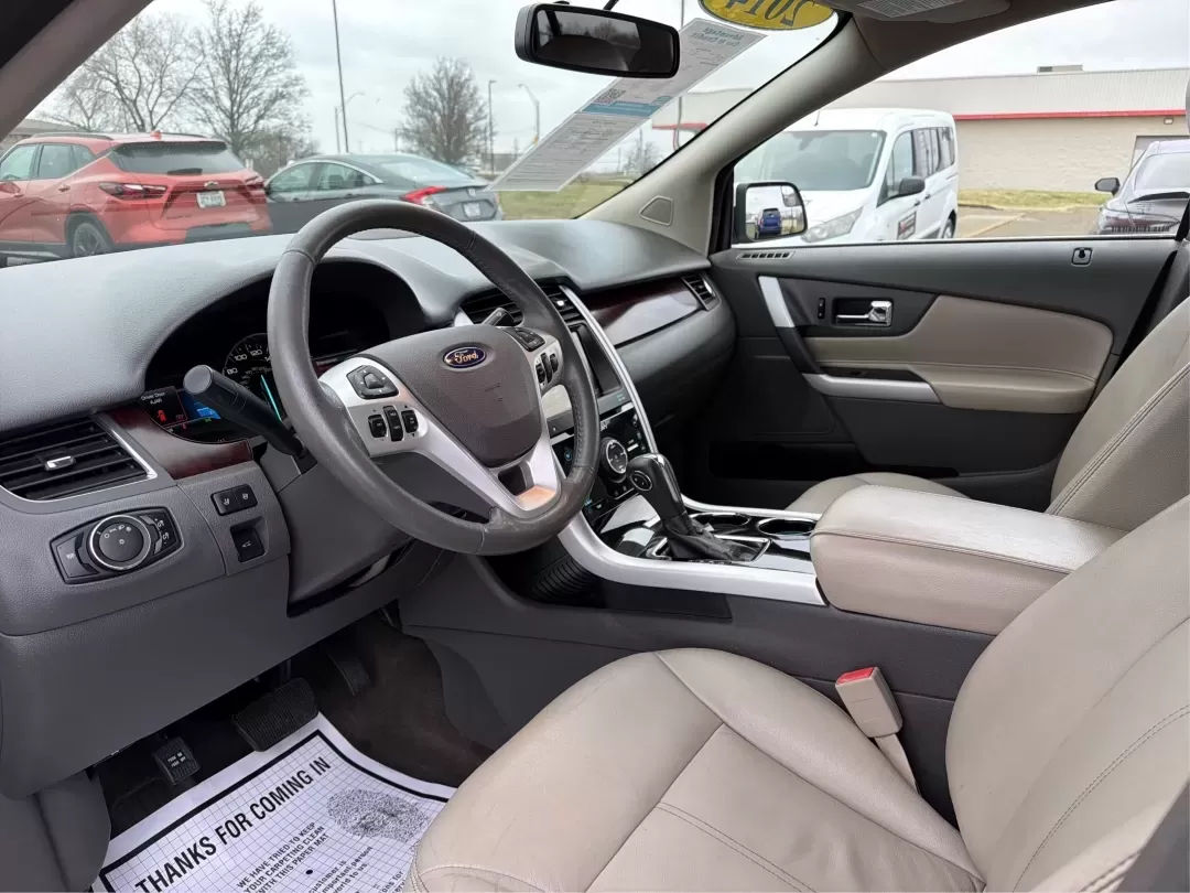 2014 Ford Edge Limited (2FMDK4KC6EB) with an 3.5L V-6 DOHC engine, located at 8750 N County Rd 25A, Piqua, OH, 45356, (937) 908-9800, 40.164391, -84.232513 - **Discover Your Next Adventure with the 2014 Ford Edge Limited at Advantage Car and Credit - Piqua!**<br /> <br /> Are you ready to elevate your driving experience? Whether you're a growing family seeking a spacious ride, a commuter looking for comfort and reliability, or an adventurer eager to tack - Photo#9