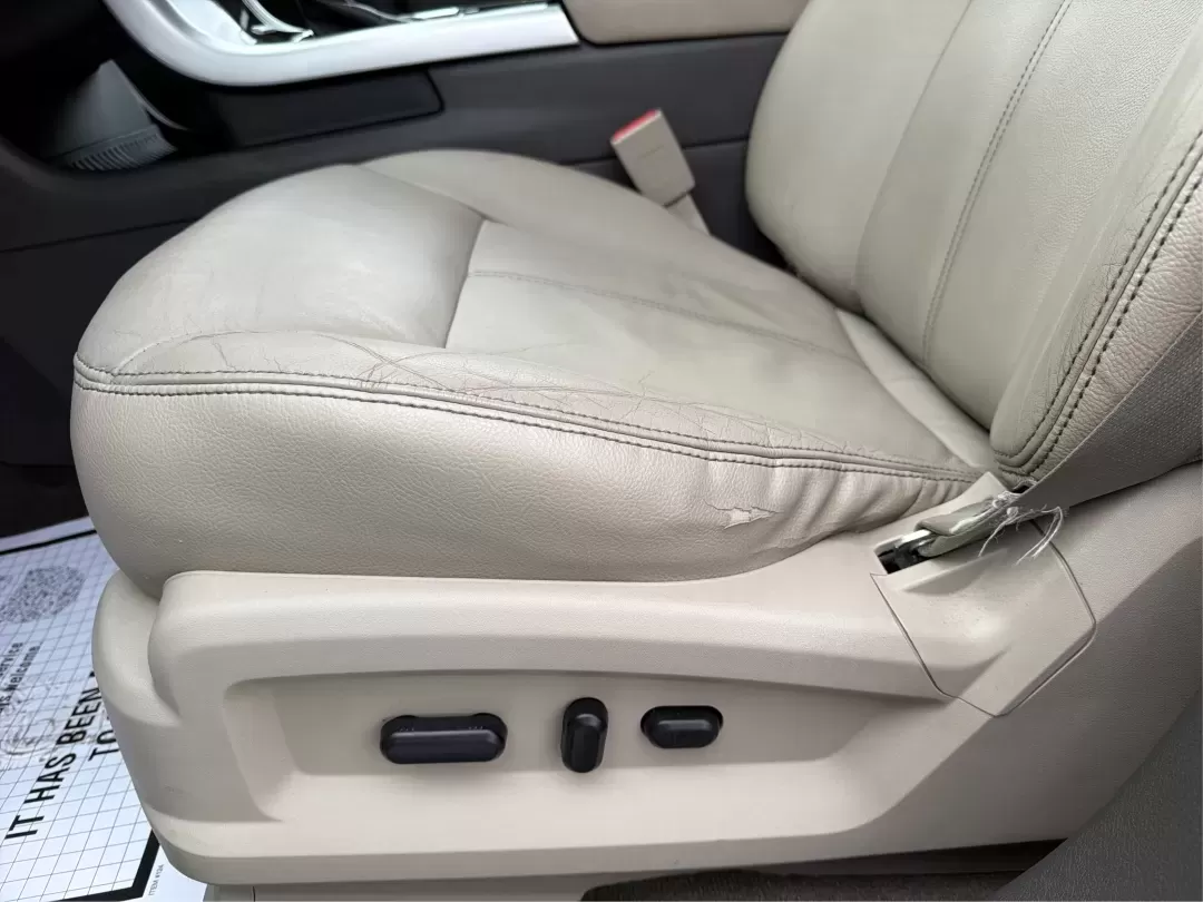 2014 Ford Edge Limited (2FMDK4KC6EB) with an 3.5L V-6 DOHC engine, located at 8750 N County Rd 25A, Piqua, OH, 45356, (937) 908-9800, 40.164391, -84.232513 - **Discover Your Next Adventure with the 2014 Ford Edge Limited at Advantage Car and Credit - Piqua!**<br /> <br /> Are you ready to elevate your driving experience? Whether you're a growing family seeking a spacious ride, a commuter looking for comfort and reliability, or an adventurer eager to tack - Photo#17