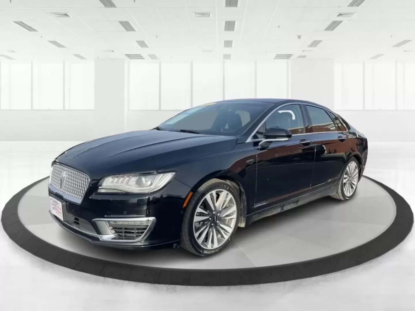 2017 Lincoln MKZ Reserve (3LN6L5FC1HR) with an 3.7L V6 DOHC 24V engine, 6A transmission, located at 1230 East Main St, Xenia, OH, 45385, (937) 908-9800, 39.688026, -83.910172 - Are you ready to elevate your daily commute or weekend getaways? Look no further than this stunning 2017 Lincoln MKZ Reserve, the perfect sedan for those who appreciate luxury and performance. At Advantage Car and Credit - Piqua, located at 8750 N County Rd 25A in Piqua, OH 45356, we offer flexible - Photo#8