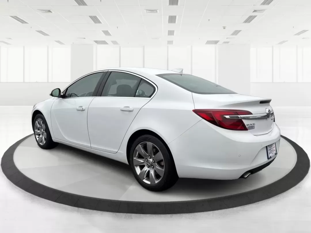 2016 Buick Regal Turbo Premium II (2G4GS5GX7G9) with an 2L I-4 gasoline direct injection engine, located at 8750 N County Rd 25A, Piqua, OH, 45356, (937) 908-9800, 40.164391, -84.232513 - **Discover the Perfect Blend of Luxury and Affordability with This 2016 Buick Regal at Advantage Car and Credit Piqua!**<br /> <br /> Are you in the market for a sophisticated sedan that effortlessly combines style, comfort, and performance? Look no further than this stunning 2016 Buick Regal Turbo - Photo#4