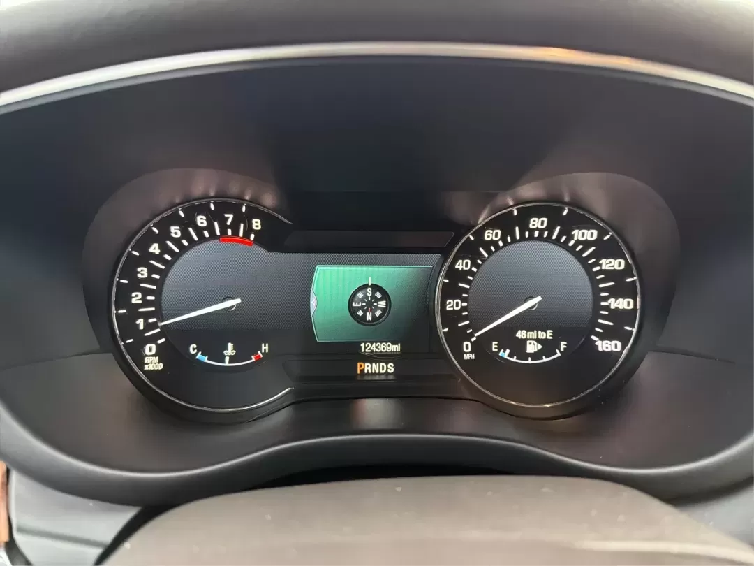 2016 Lincoln MKC Reserve (5LMCJ3D91GU) with an Other engine, located at 8750 N County Rd 25A, Piqua, OH, 45356, (937) 908-9800, 40.164391, -84.232513 - **Discover the Perfect Blend of Luxury and Functionality with the 2016 Lincoln MKC Reserve at Advantage Car and Credit - Piqua**<br /> <br /> Are you searching for a vehicle that seamlessly blends sophisticated style with everyday practicality? Look no further than the 2016 Lincoln MKC Reserve, avai - Photo#15