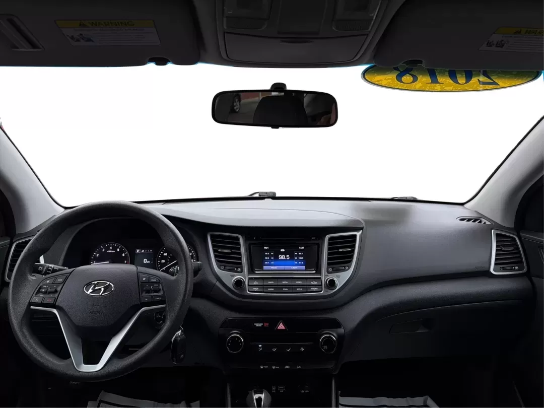 2018 Hyundai Tucson SE (KM8J23A42JU) with an Nu 2L I-4 gasoline direct injection engine, located at 8750 N County Rd 25A, Piqua, OH, 45356, (937) 908-9800, 40.164391, -84.232513 - **Explore the Open Road with the 2018 Hyundai Tucson at Advantage Car and Credit Piqua, OH**<br /> <br /> Are you ready to elevate your driving experience? Whether you're a growing family in need of extra space, a daily commuter looking for efficiency, or an adventure seeker craving weekend road tr - Photo#19